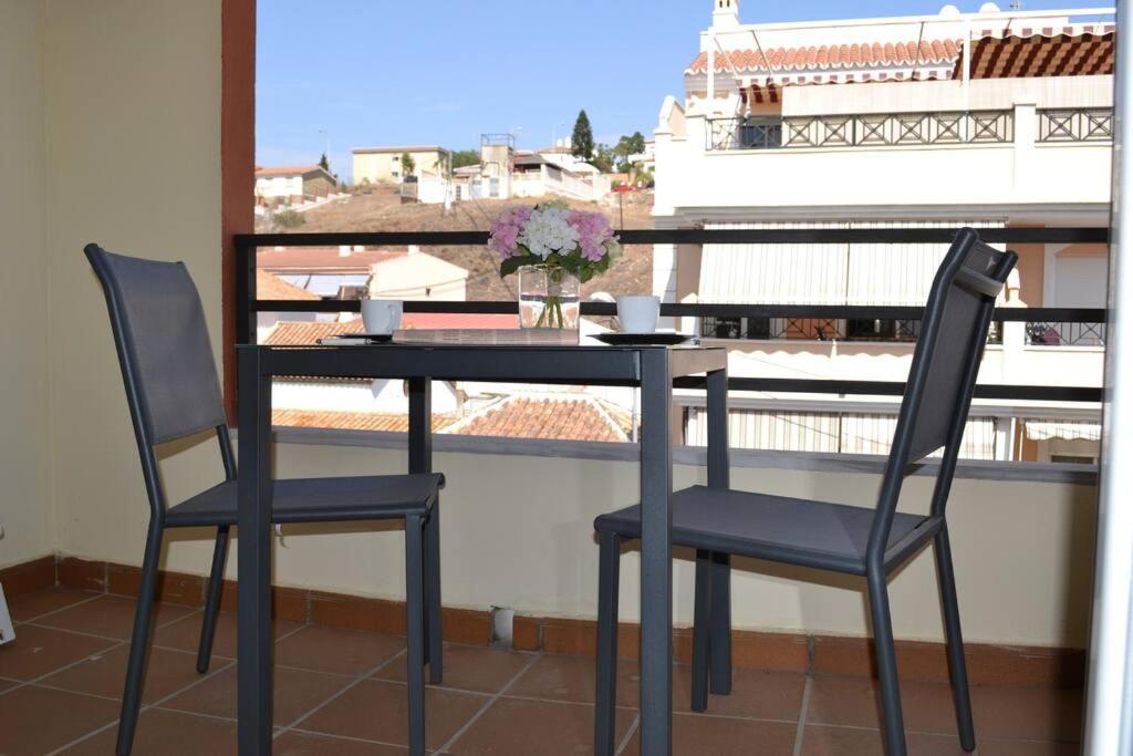 Precioso Apartamento En Primera Linea De Playa En Caleta De Velez Dış mekan fotoğraf