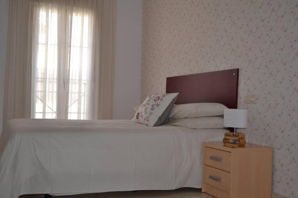 Precioso Apartamento En Primera Linea De Playa En Caleta De Velez Dış mekan fotoğraf