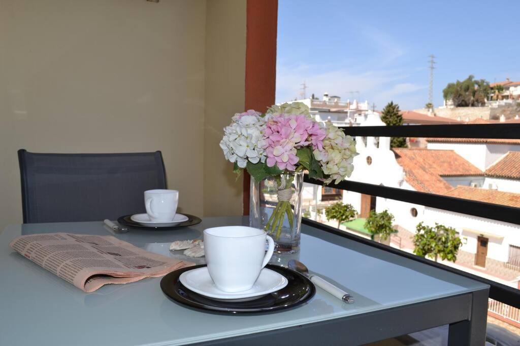 Precioso Apartamento En Primera Linea De Playa En Caleta De Velez Dış mekan fotoğraf