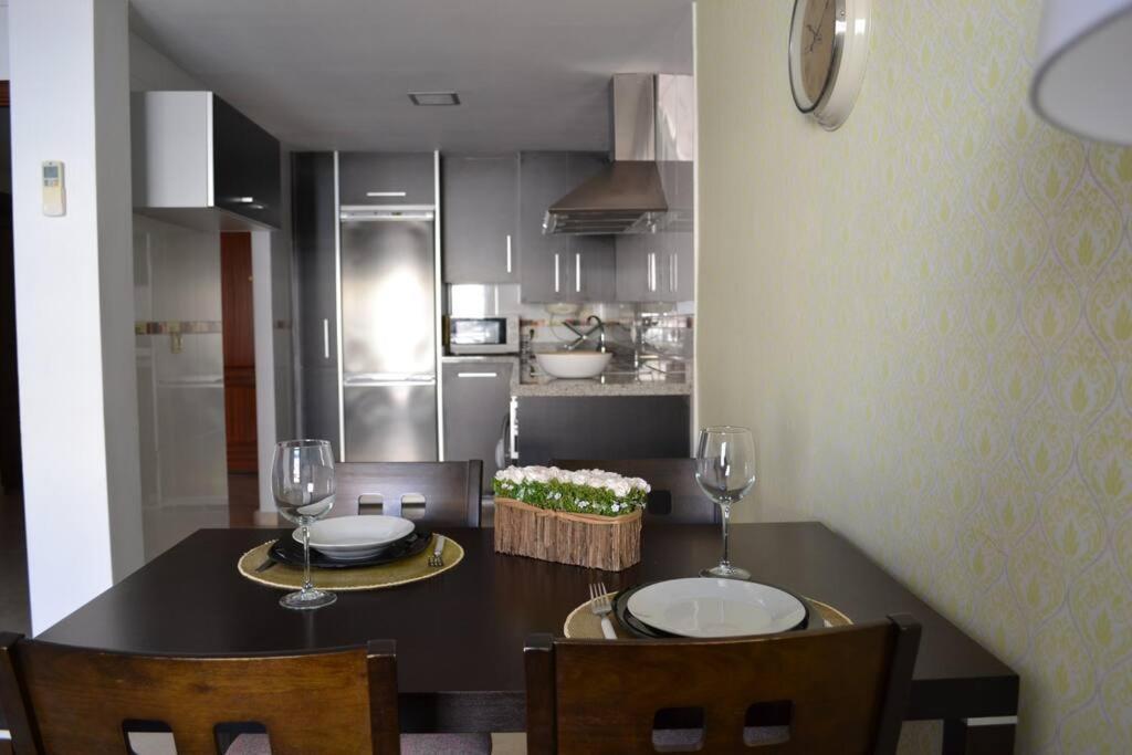 Precioso Apartamento En Primera Linea De Playa En Caleta De Velez Dış mekan fotoğraf