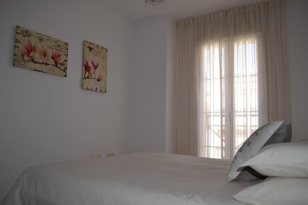 Precioso Apartamento En Primera Linea De Playa En Caleta De Velez Dış mekan fotoğraf